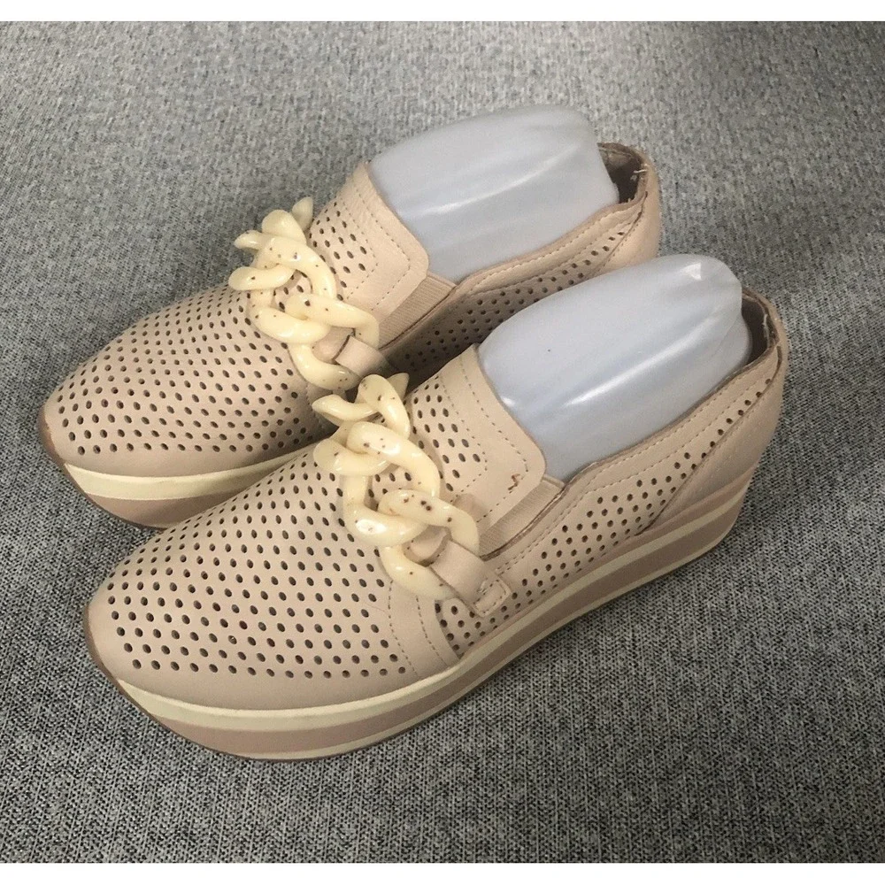 Dolce Vita Jhenee Shoes Perforated Platform slip-on Sneakers Sand Nubuck Women 8